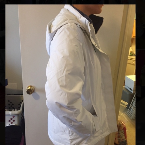 Cozy white winter coat - Picture 2 of 4